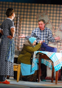 Семейный портрет с дензнаками | Галёрка