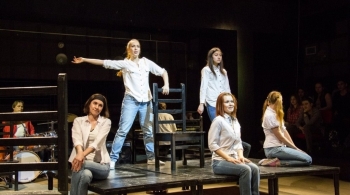 Макаки, пицца и деструкция | Государственный русский драматический театр имени Н. А. Бестужева