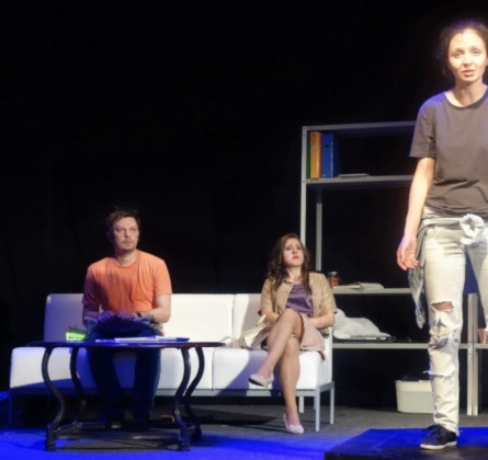 Вы ещё не замужем? Тогда мы идём к вам! | На левом берегу