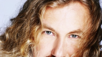 Игорь Николаев