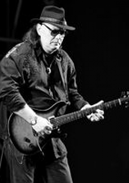 Гиа Дзагнидзе и Modern Blues Band