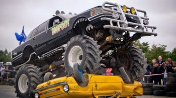 Шоу каскадёров