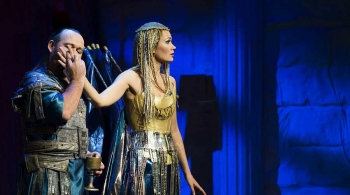 Таис сияющая