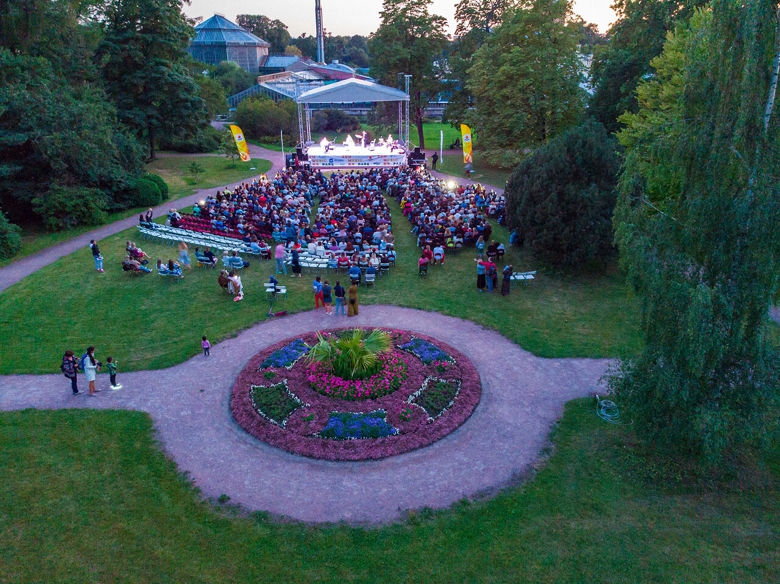 Четвертый ежегодный музыкальный оpen-air фестиваль «Summer Music Park»