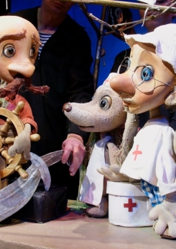 Бармалей против Айболита | Новый художественный театр