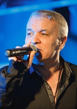 Александр Дюмин