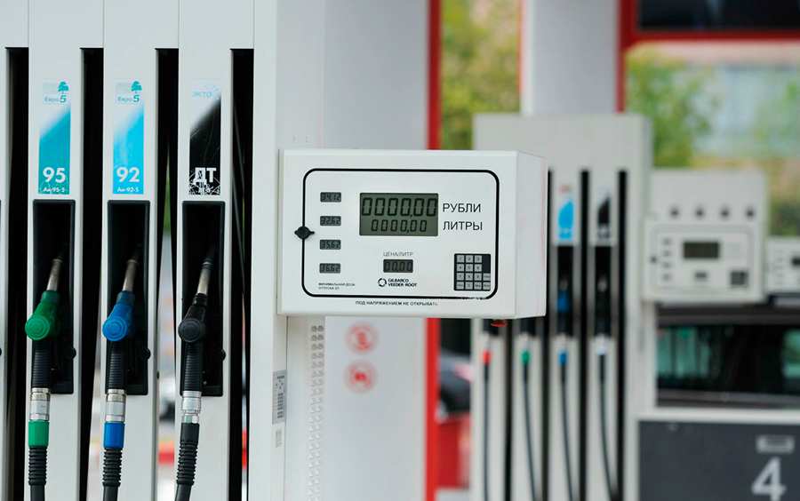 Российские водители назвали способы сэкономить на топливе