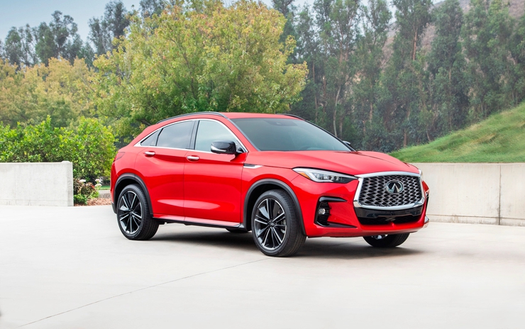 Infiniti показал преемника FX. Его привезут в Россию