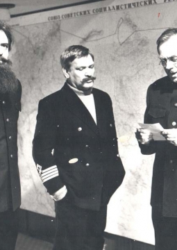 Челюскинцы