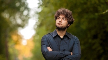 Steinway-вечера | Лукас Генюшас