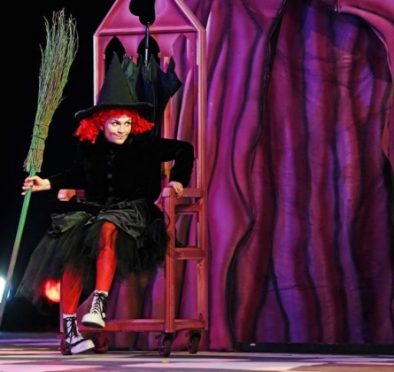 Маленькая Баба-Яга | Томский областной Театр Драмы