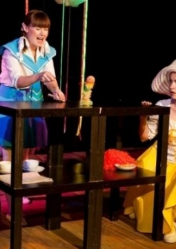 Очень голодная гусеница