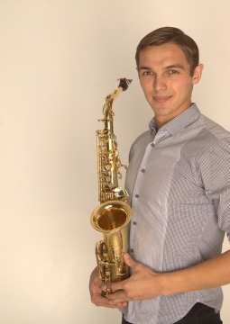 Артём Сыровацкий