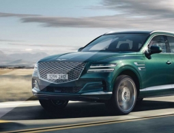 Genesis GV80 отправили в ремонт через месяц после старта продаж