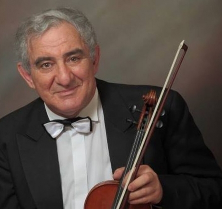 Михаил Казиник