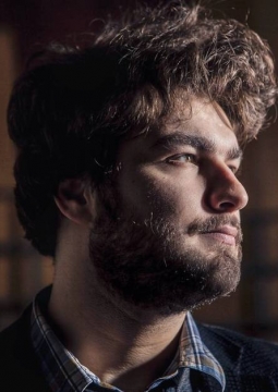 Лукас Генюшас