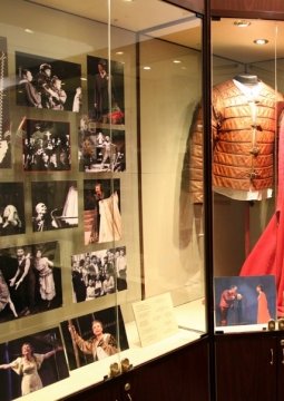 Энергия притяжения | Выставка