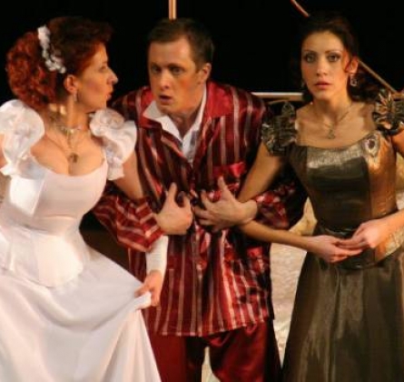 Свадьба при фонарях | Омский музыкальный театр