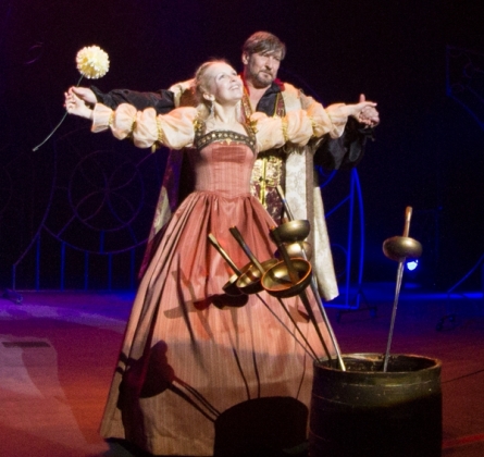 Награда женщине или укрощение укротителя