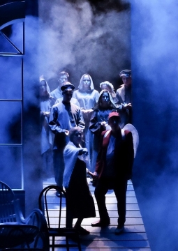 Вышел ангел из тумана