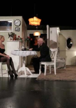 Пришел мужчина к женщине | спектакль