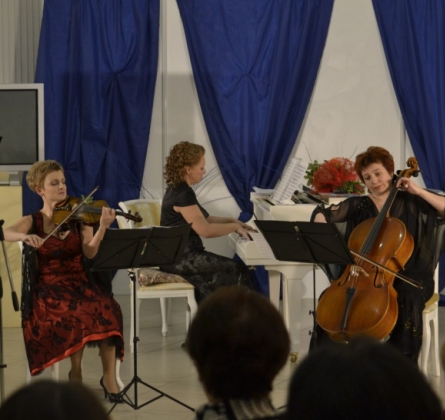 Концерт вокальной школы «Ритурнель»