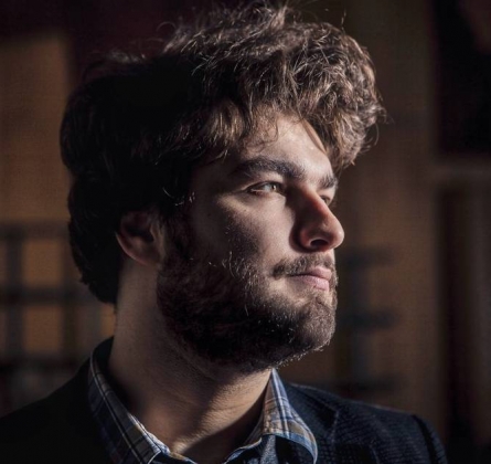 Лукас Генюшас