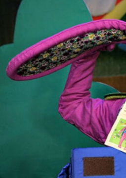 Зайка-почтальон