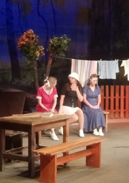 Это было недавно, это было давно | Томский драматический театр Версия