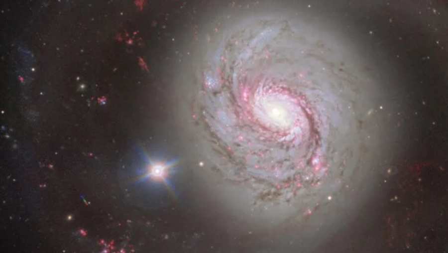 Почему некоторые галактики спиральной формы?