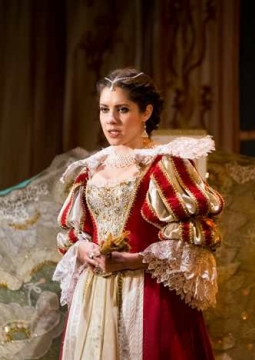 Собака на сене