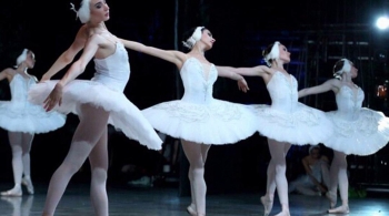 Лебединое озеро