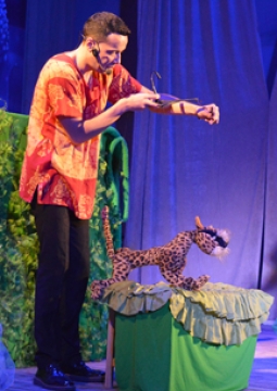 Любопытный слоненок | Народный театр кукол и актера Саквояж