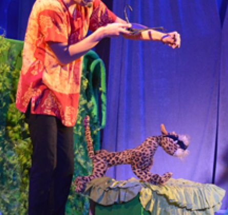 Любопытный слоненок | Народный театр кукол и актера Саквояж