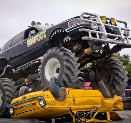 Шоу каскадёров