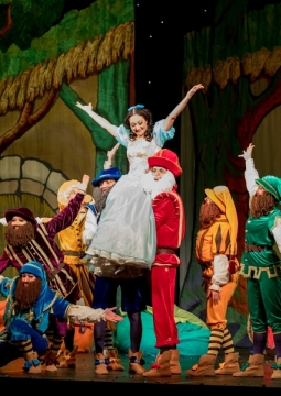 Белоснежка и семь гномов | Пятигорский театр оперетты