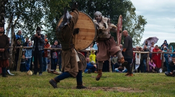 День с викингами на Каупе