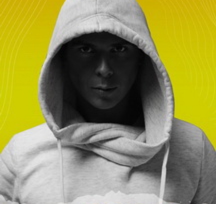 Александр Магу