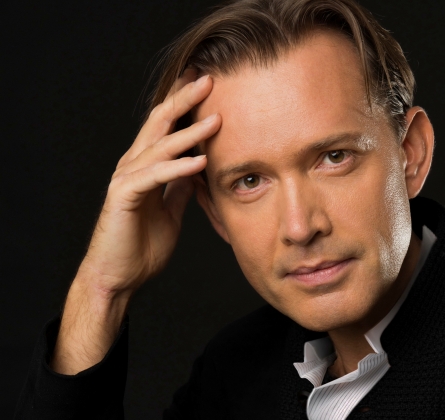 Олег Погудин