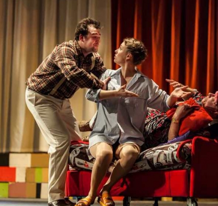 Боинг-Боинг