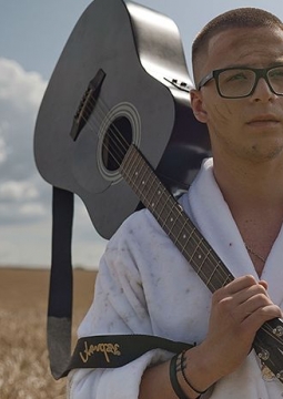 Гарик Погорелов