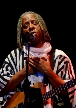 Грегг Кофи Браун