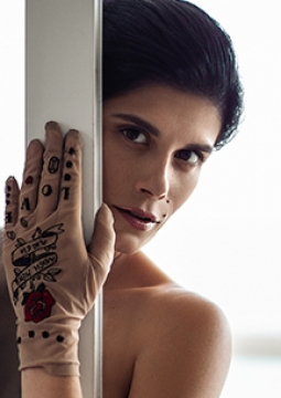 Сола Монова