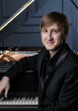 Дмитрий Маслеев