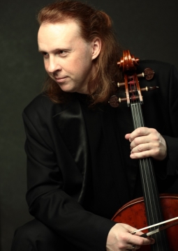 Денис Шаповалов