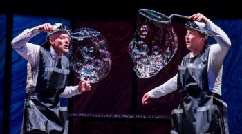 Испанское шоу мыльных пузырей CLINC