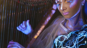 Арфа в темноте