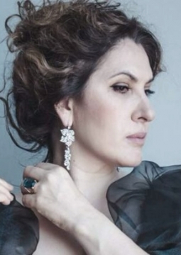 Виктория Рябинина | А любовь права…