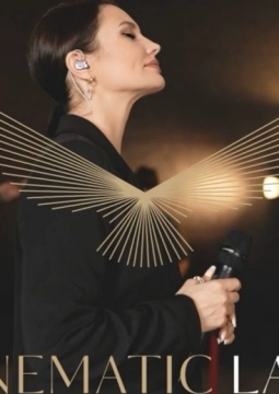 Cinematic Lady | Босса-Нова на трех языках