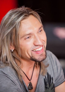 Пётр Елфимов